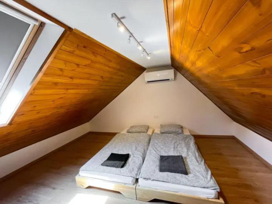 Green Lake House - Private Beach At Balaton Balatonakarattya Exterior photo